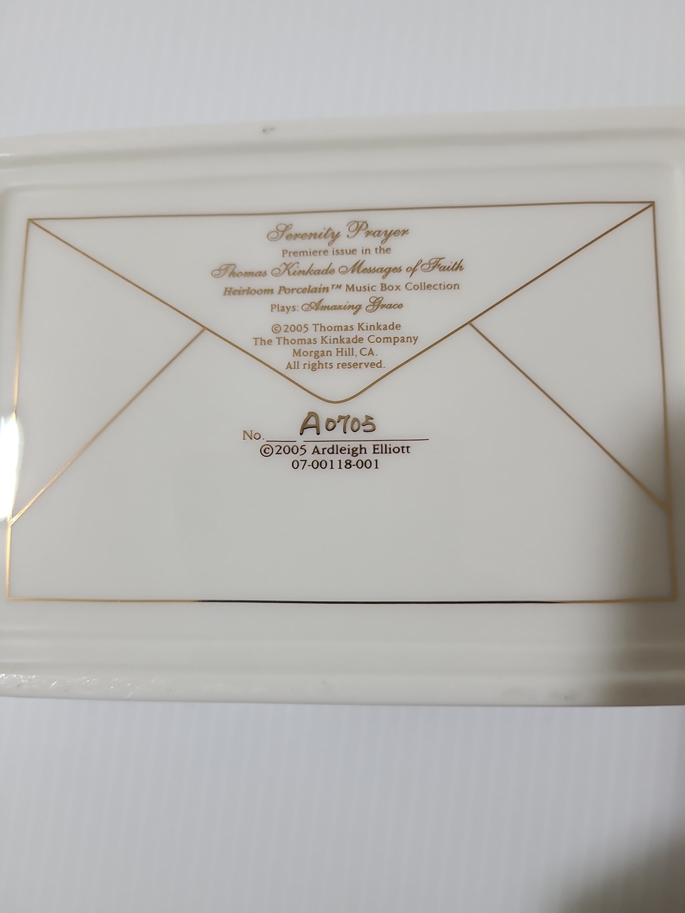 Thomas Kinkade Serenity Prayer Music Box Plays Amazing Grace 2005 - Picture 6 of 11